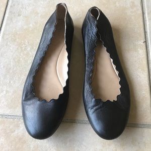 Black scalloped Chloe ballet flats